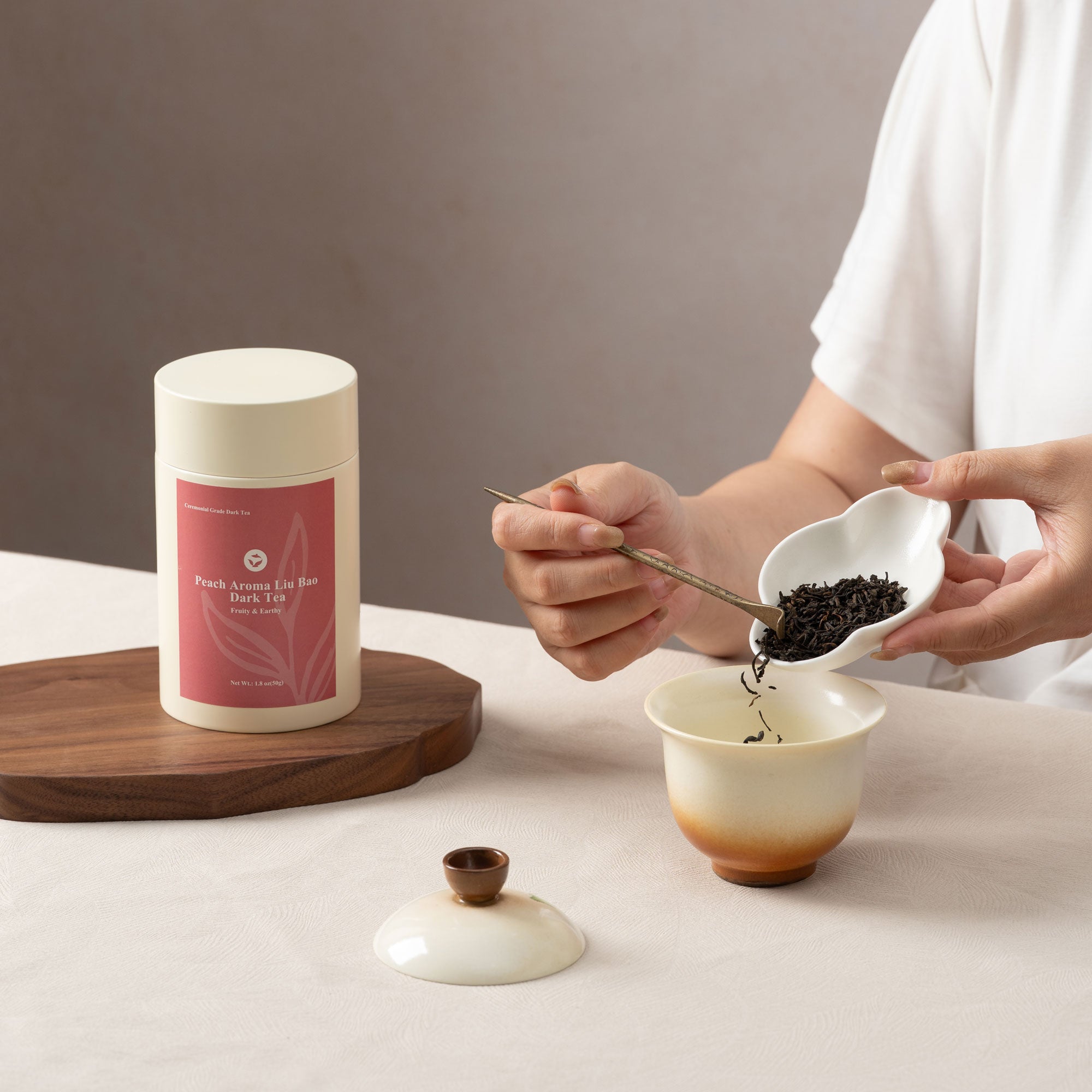 Peach Aroma Liu Bao Dark Tea